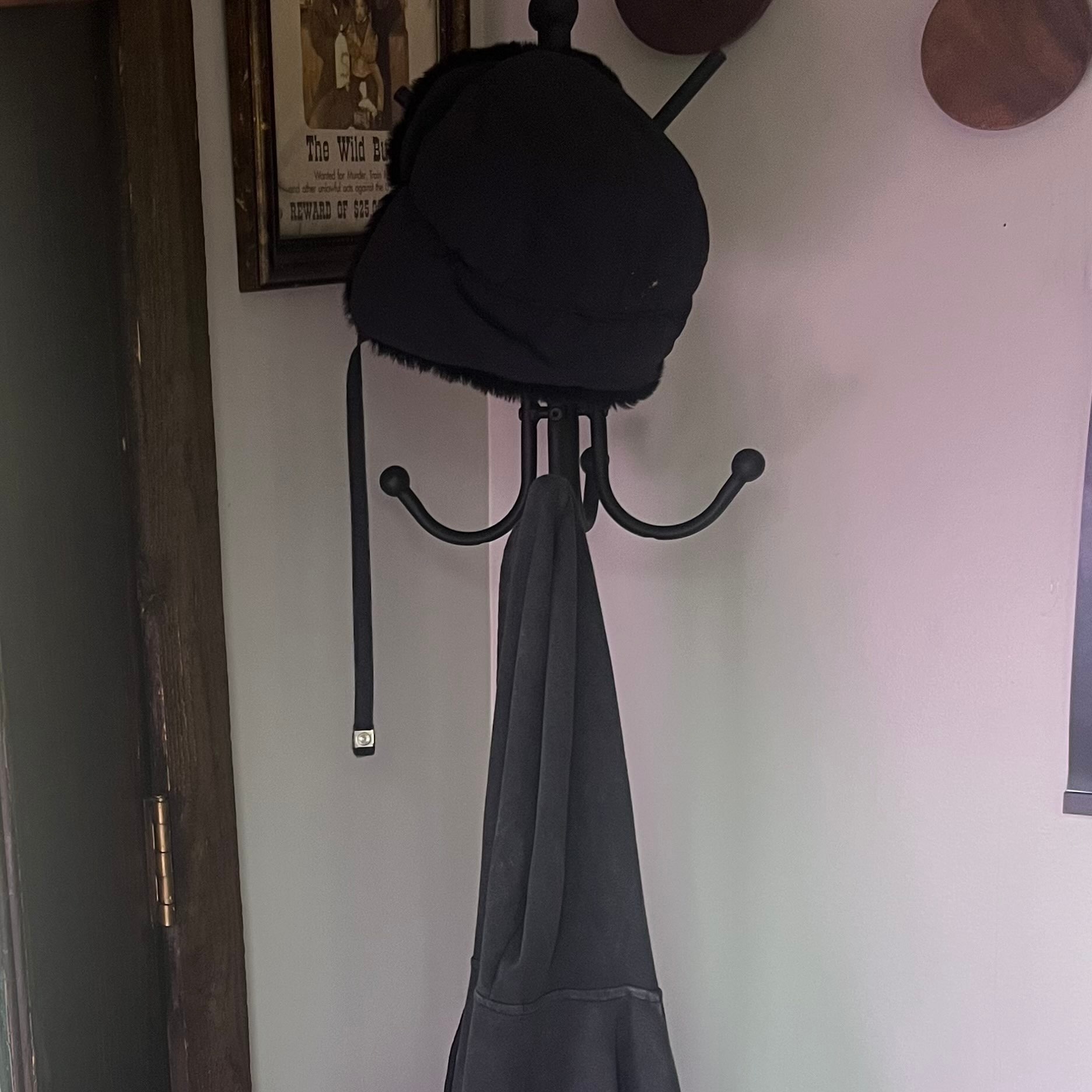 anarchrrow - FOR THOSE THAT THINK ABOUT ME